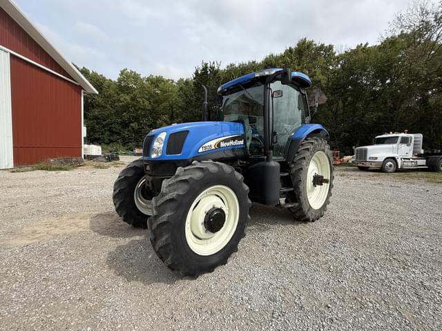 Image of New Holland TS135A equipment image 1