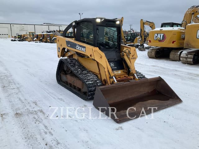 Image of John Deere CT332 equipment image 1