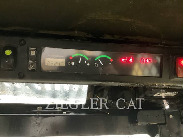 Image of John Deere CT332 equipment image 4