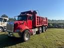 2006 Peterbilt 335 Image