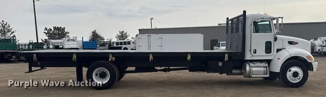 Image of Peterbilt 335 equipment image 3