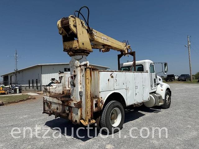 Image of Peterbilt 355 equipment image 4
