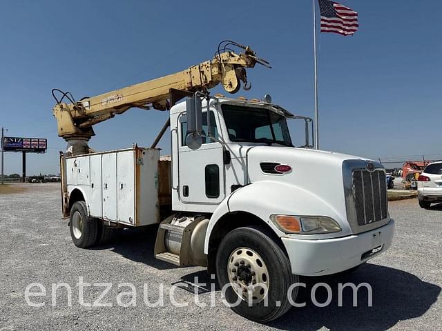 Image of Peterbilt 355 equipment image 2