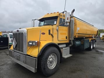 Main image Peterbilt 357
