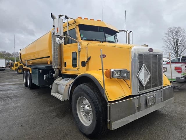 Image of Peterbilt 357 equipment image 2
