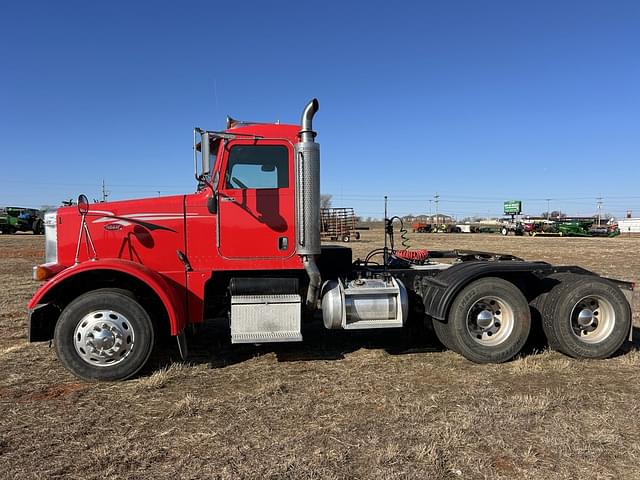 Image of Peterbilt 378 equipment image 1