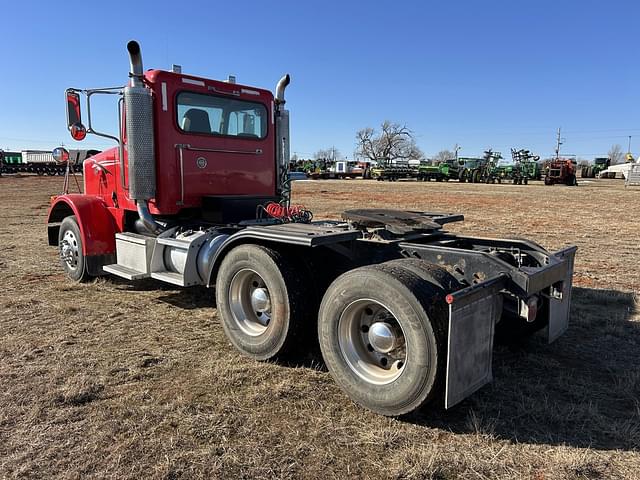 Image of Peterbilt 378 equipment image 2