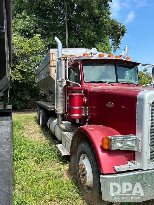 Image of Peterbilt 378 equipment image 2