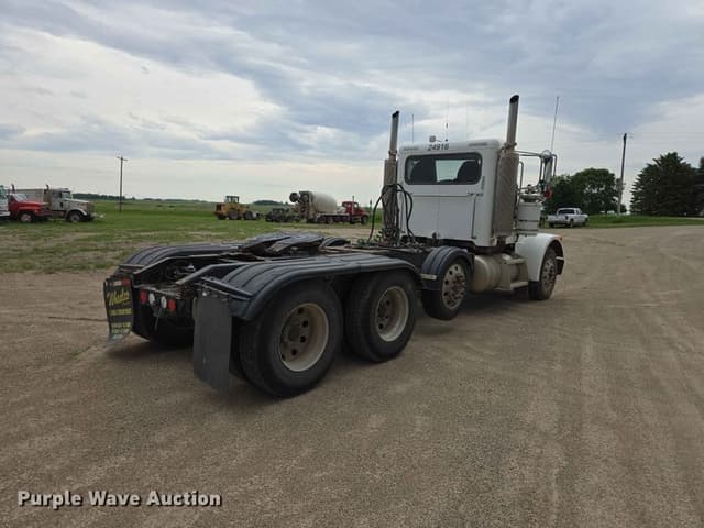 Image of Peterbilt 378 equipment image 4