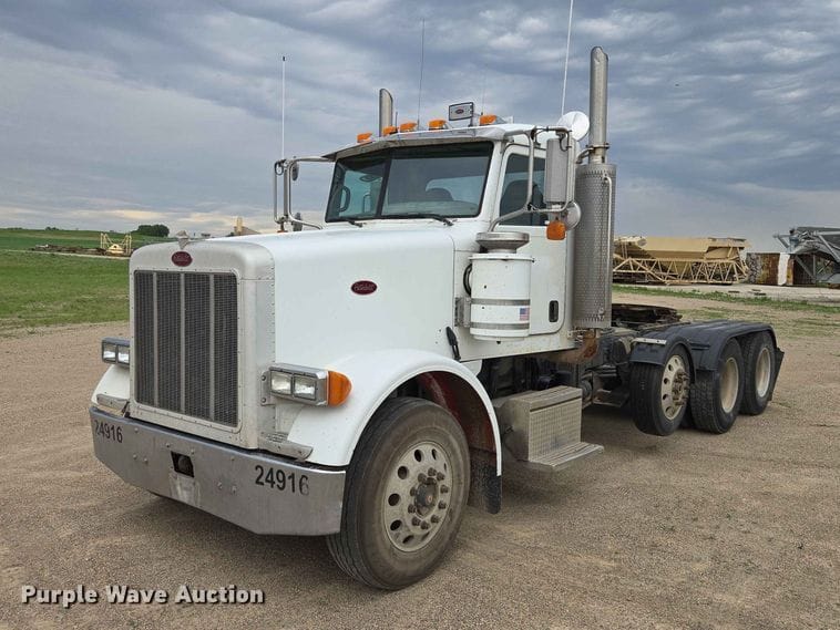 2006 Peterbilt 378 Equipment Image0