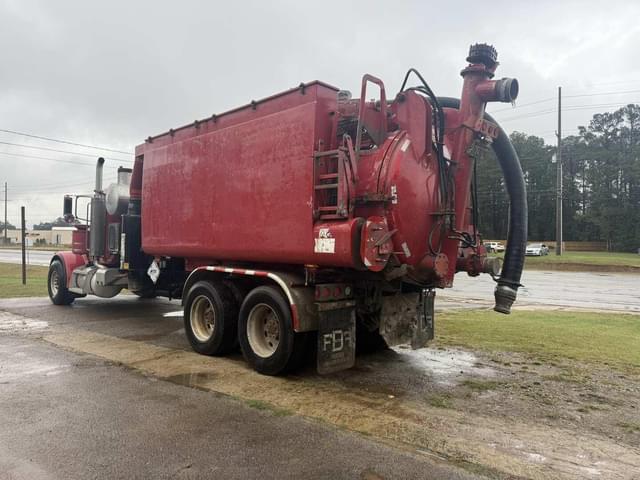 Image of Peterbilt 379 equipment image 3