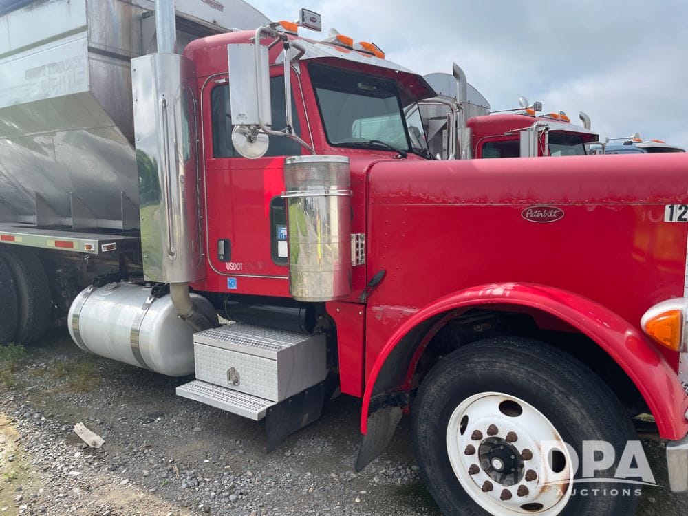 2006 Peterbilt 379 Equipment Image0