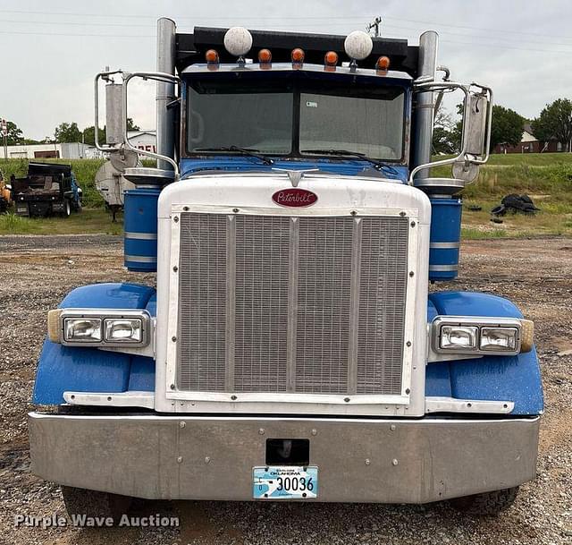 Image of Peterbilt 379 equipment image 1