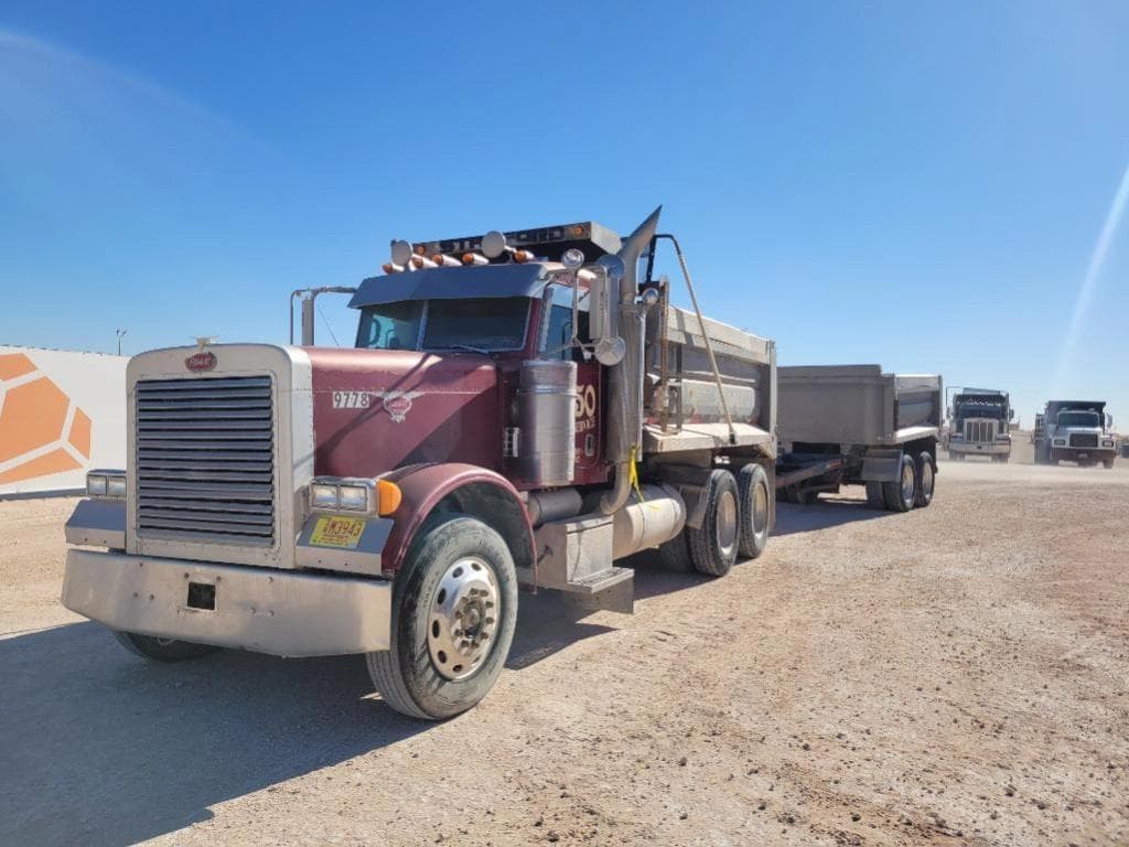 Image of Peterbilt 379 Primary image