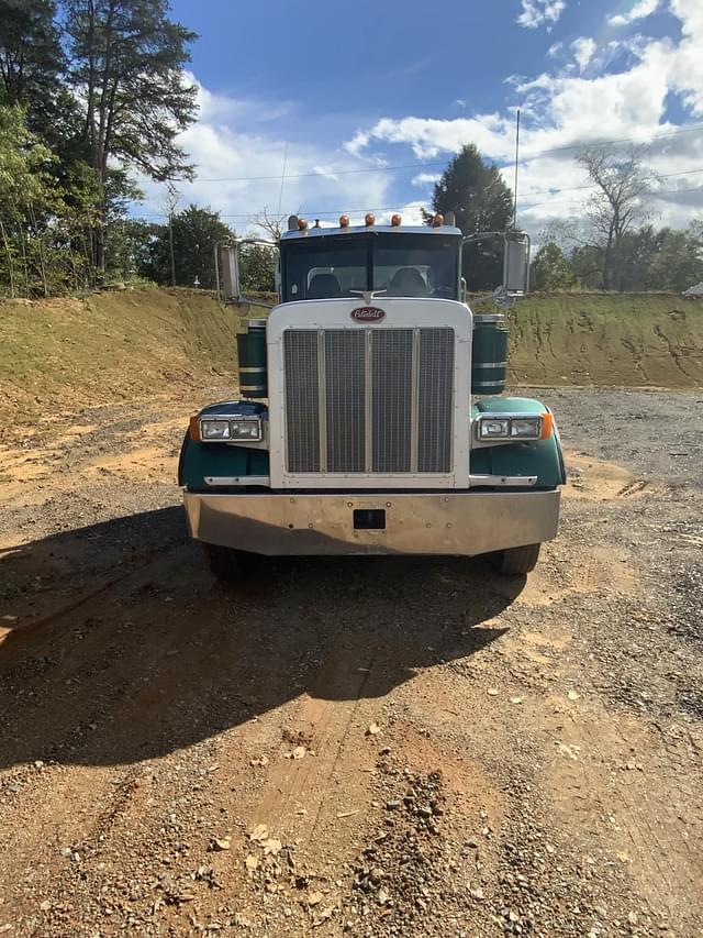 Image of Peterbilt 379 equipment image 3