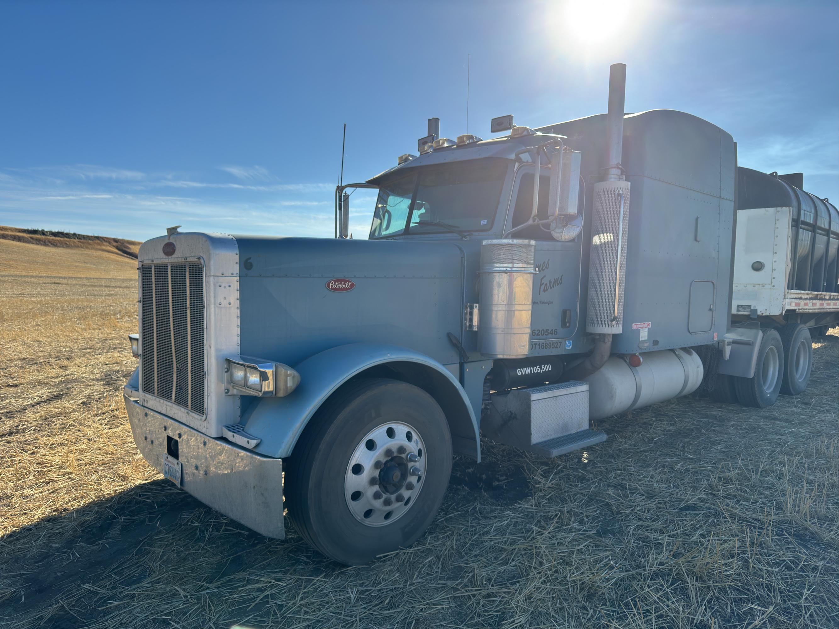 Main image Peterbilt 379