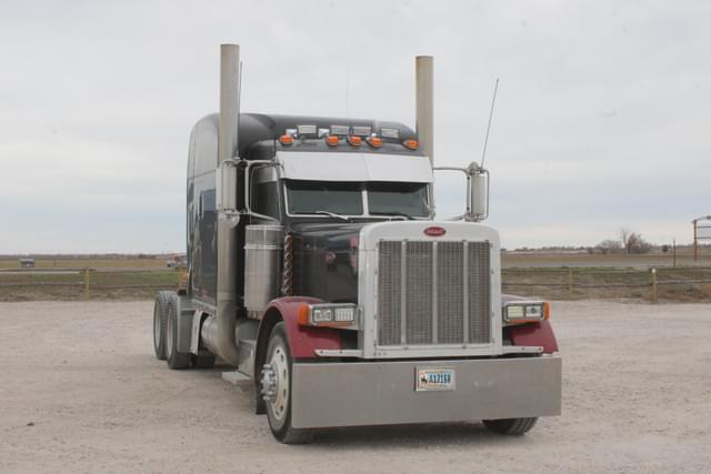 Image of Peterbilt 379 equipment image 4