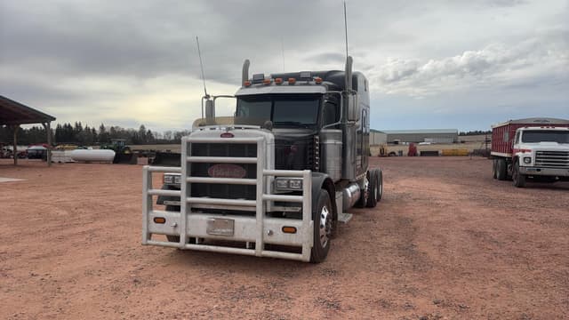 Image of Peterbilt 379 equipment image 1