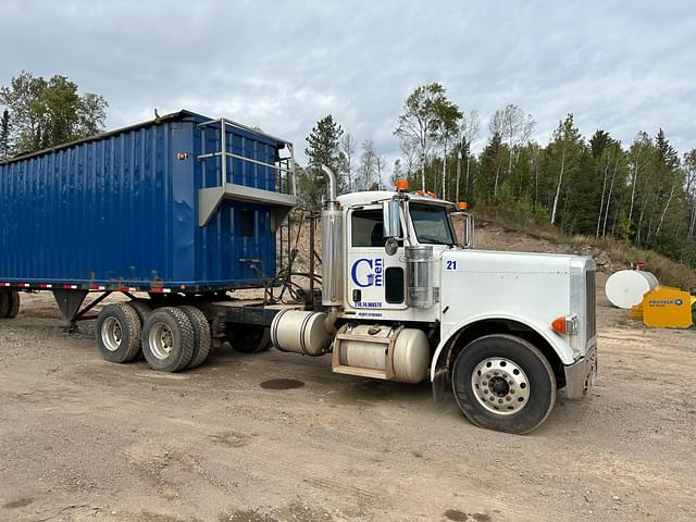 Image of Peterbilt 379 equipment image 1