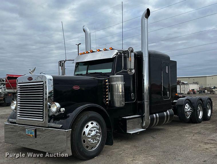 Image of Peterbilt 379 Primary image