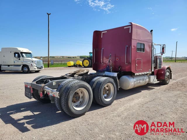 Image of Peterbilt 379 equipment image 3
