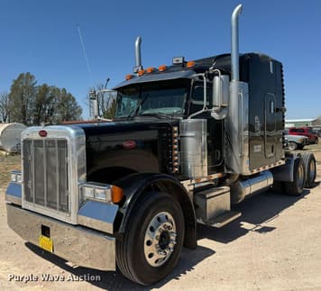 Main image Peterbilt 379