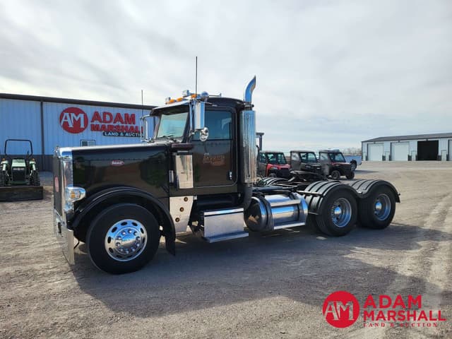 Image of Peterbilt 379 equipment image 2
