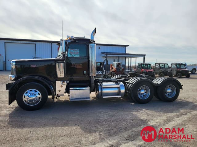 Image of Peterbilt 379 equipment image 3