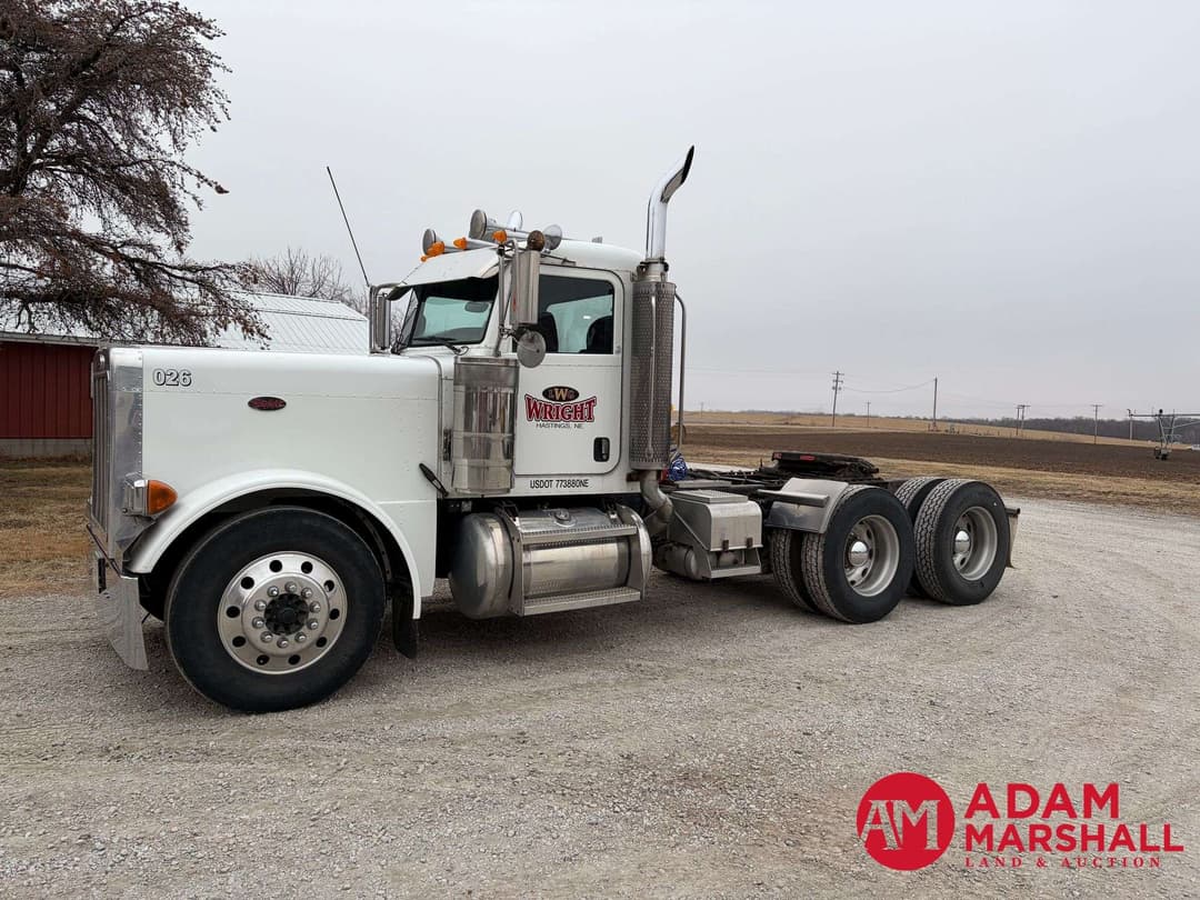 Image of Peterbilt 379 Primary image