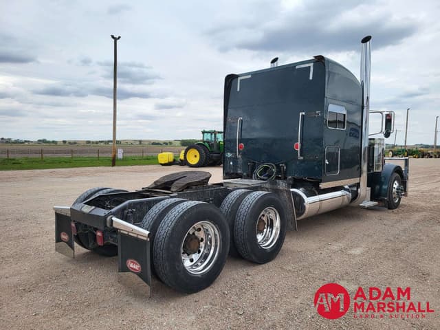 Image of Peterbilt 379 equipment image 3