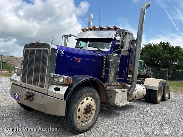 Image of Peterbilt 379 Primary image