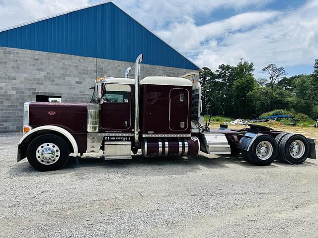 Image of Peterbilt 379 equipment image 4
