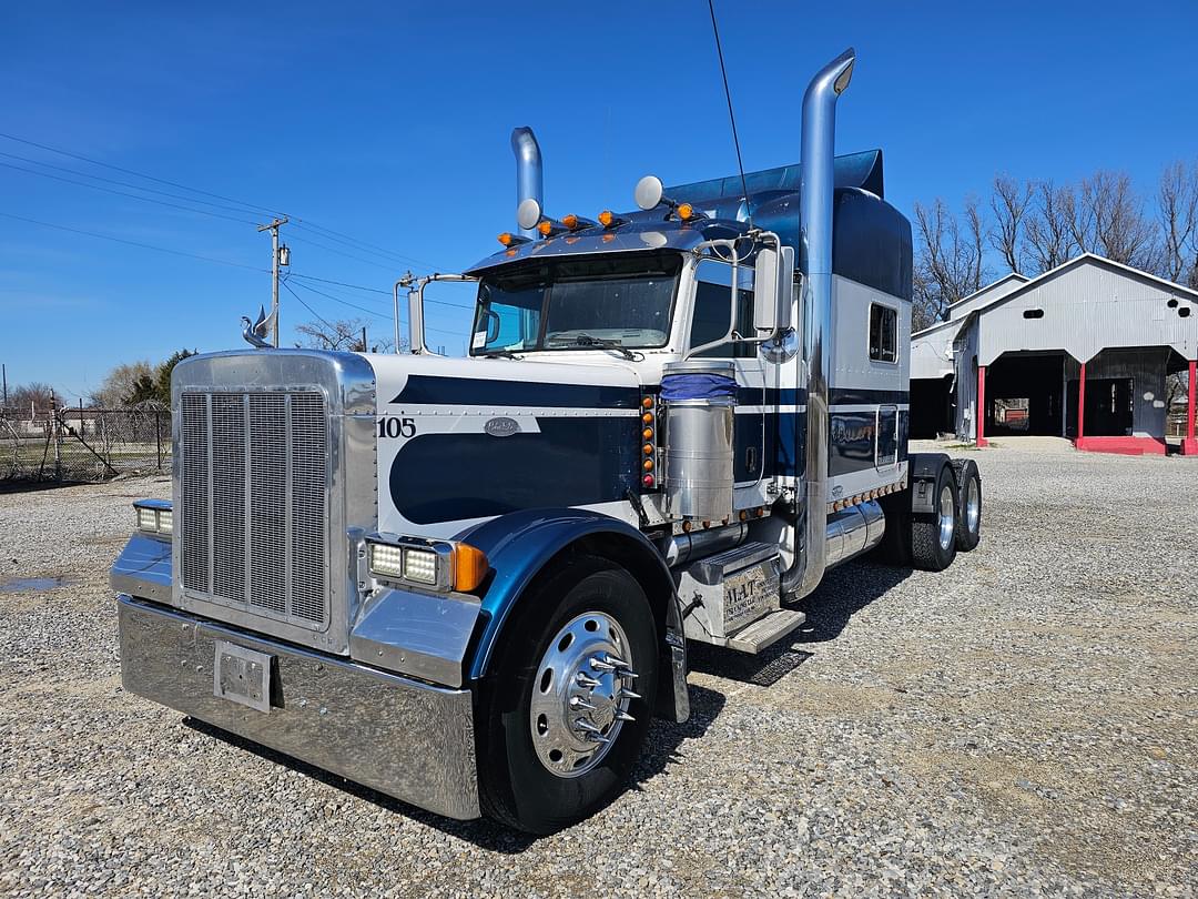 Image of Peterbilt 379 Primary image