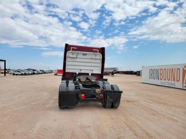 Image of Peterbilt 379 equipment image 3