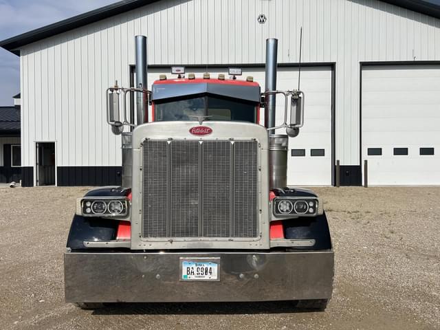 Image of Peterbilt 379EXHD equipment image 3