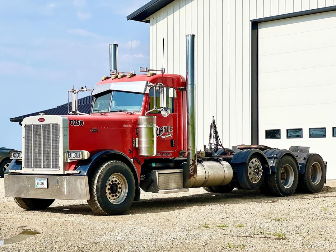 Image of Peterbilt 379EXHD Primary image