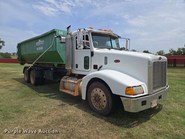 Image of Peterbilt 385 equipment image 2