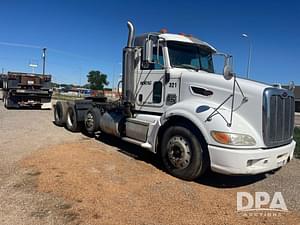 2006 Peterbilt 386 Image