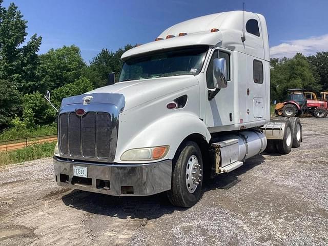 Image of Peterbilt 387 equipment image 4