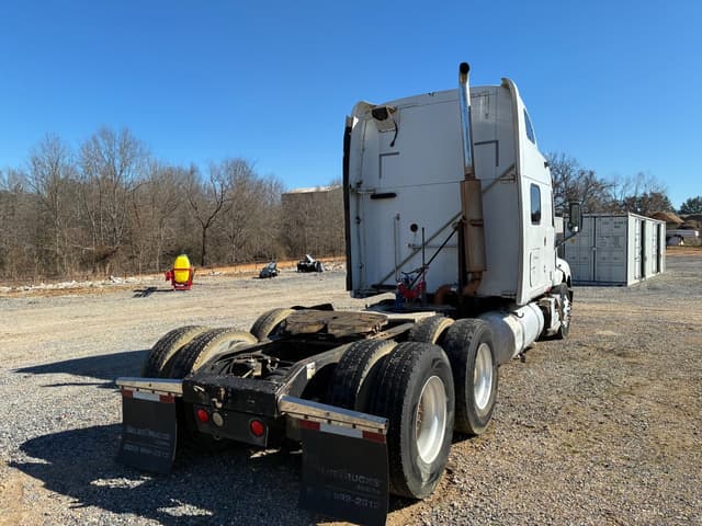 Image of Peterbilt 387 equipment image 3