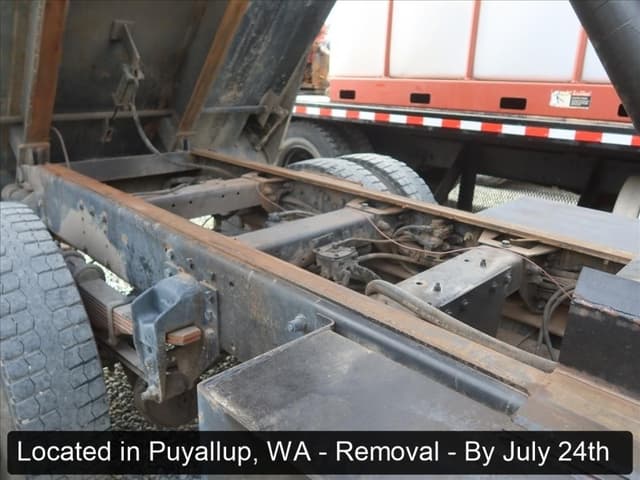 Image of Peterbilt PB335 equipment image 4