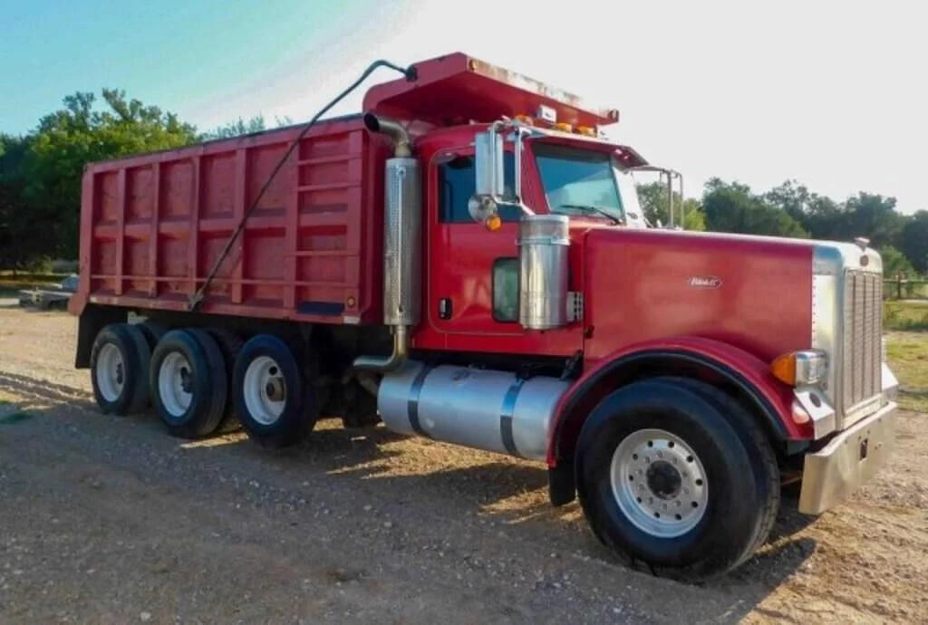 Image of Peterbilt Undetermined Primary image