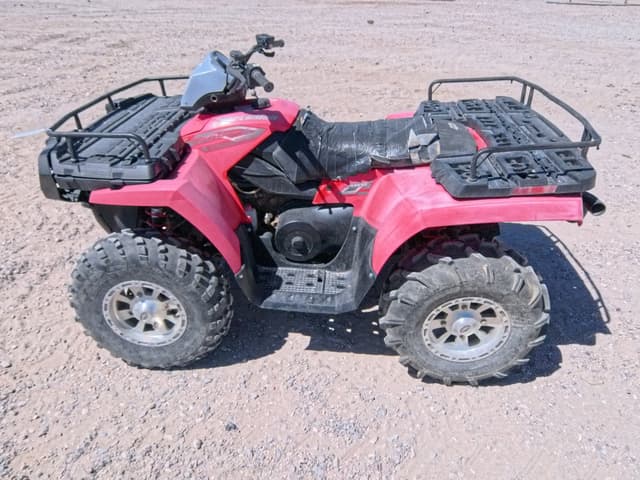 Image of Polaris Sportsman 700 equipment image 1