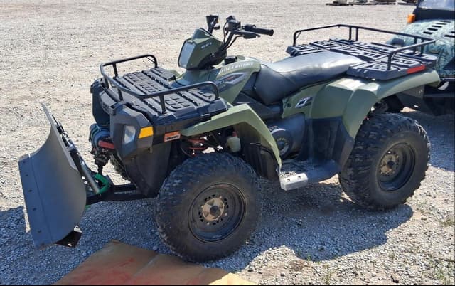 Image of Polaris Sportsman 800 equipment image 1