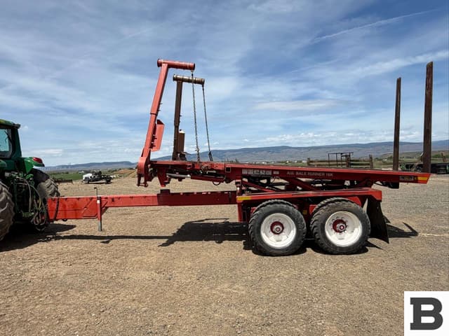 Image of Pro Ag Bale Runner 16K equipment image 2