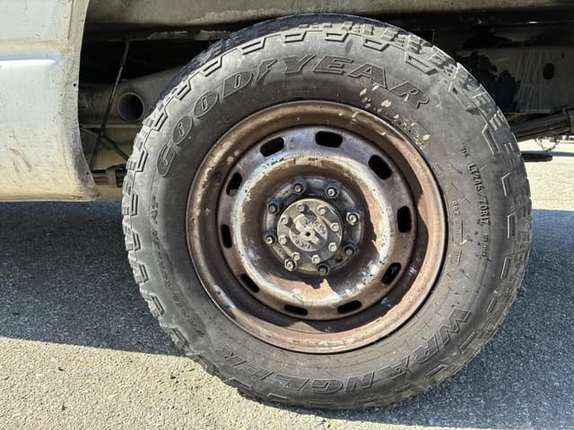 Image of Dodge Ram 2500 equipment image 3