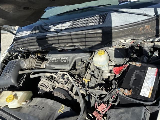 Image of Dodge Ram 2500 equipment image 4