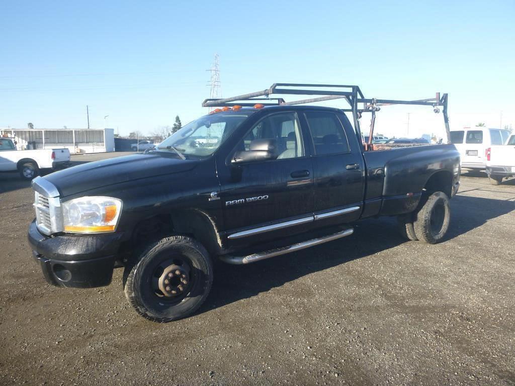 Image of Dodge Ram 3500 Primary image