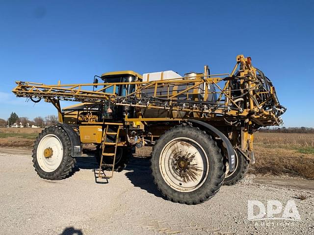 Image of RoGator SS1074 equipment image 3