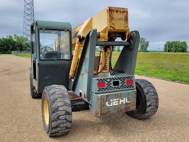 Image of Gehl RS5-34 equipment image 2